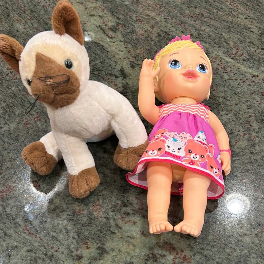 Hasbro Baby Doll in Bright Pink Dress with Plush Cream-and-Brown Cat